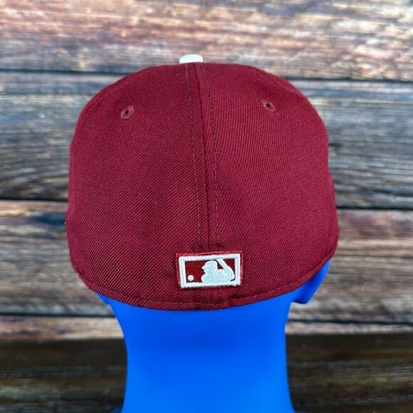 New Era 59Fifty Philadelphia Phillies Fitted cap sz7-3/8 - Picture 4 of 7